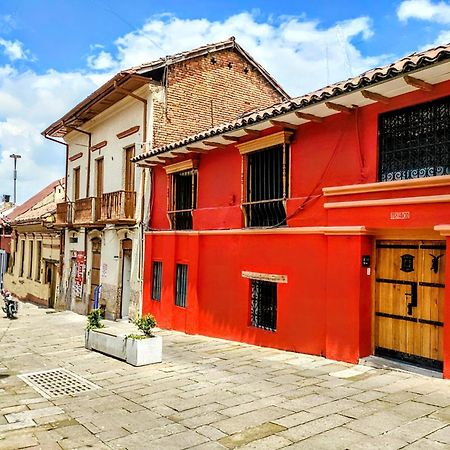 Apartaestudios La Candelaria Bogota Bagian luar foto