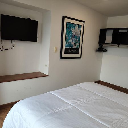 Apartaestudios La Candelaria Bogota Bagian luar foto