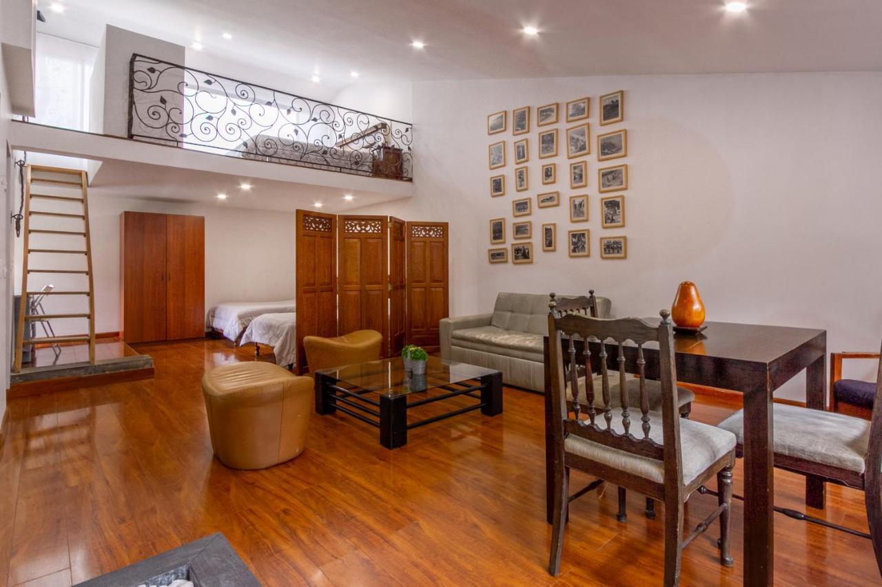 Apartaestudios La Candelaria Bogota Bagian luar foto
